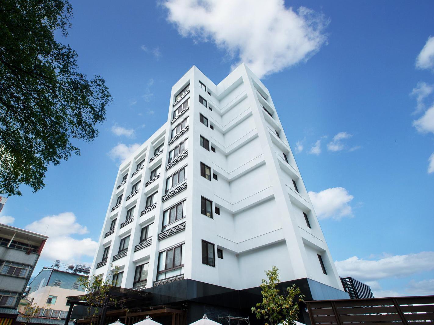 Lealea Garden Hotels - Moon Lake Yuchi Exterior photo